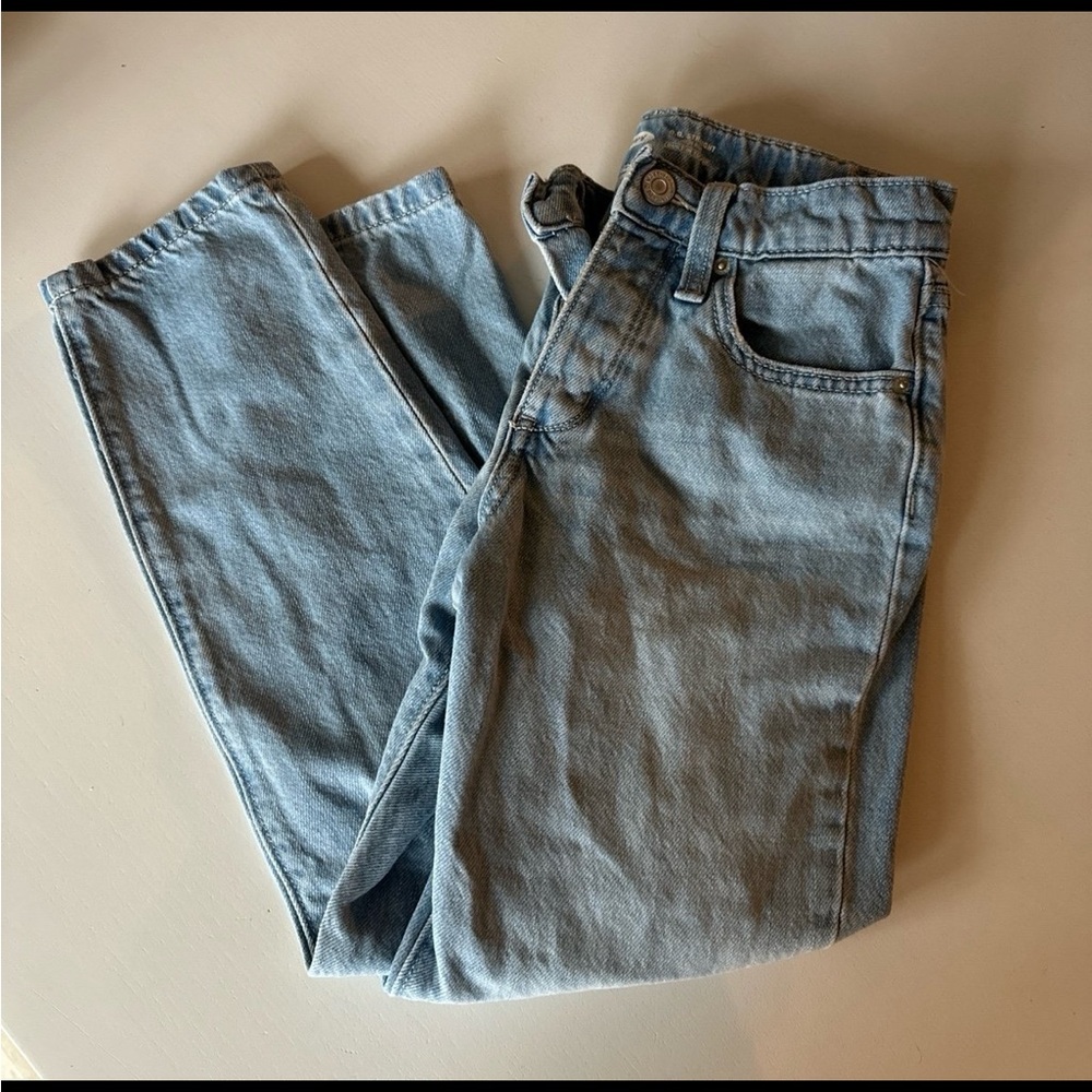 Girls Old Navy straight jeans size 8